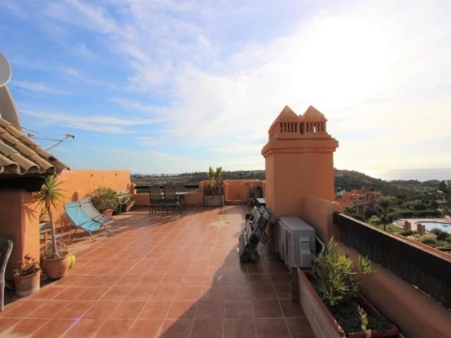2 Bedroom Penthouse With A Private 360 Rooftop Terrace With Sea And Mountain Views Bahia de Casares Ngoại thất bức ảnh
