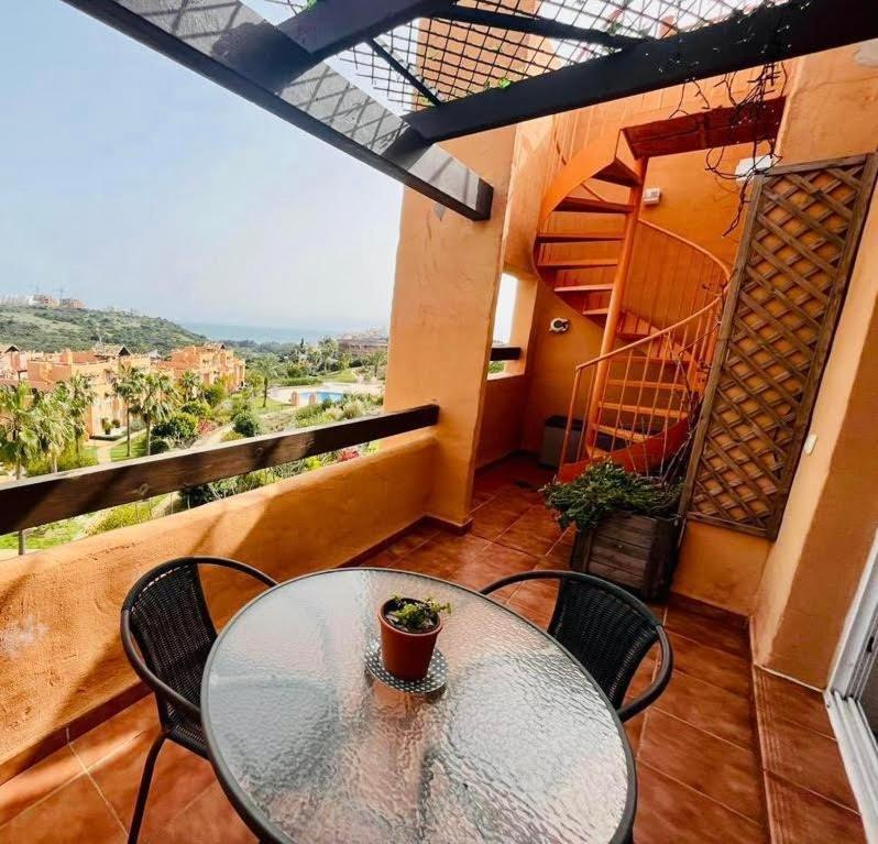 2 Bedroom Penthouse With A Private 360 Rooftop Terrace With Sea And Mountain Views Bahia de Casares Ngoại thất bức ảnh